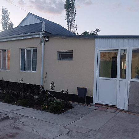 Guest House Lola Kochkor المظهر الخارجي الصورة