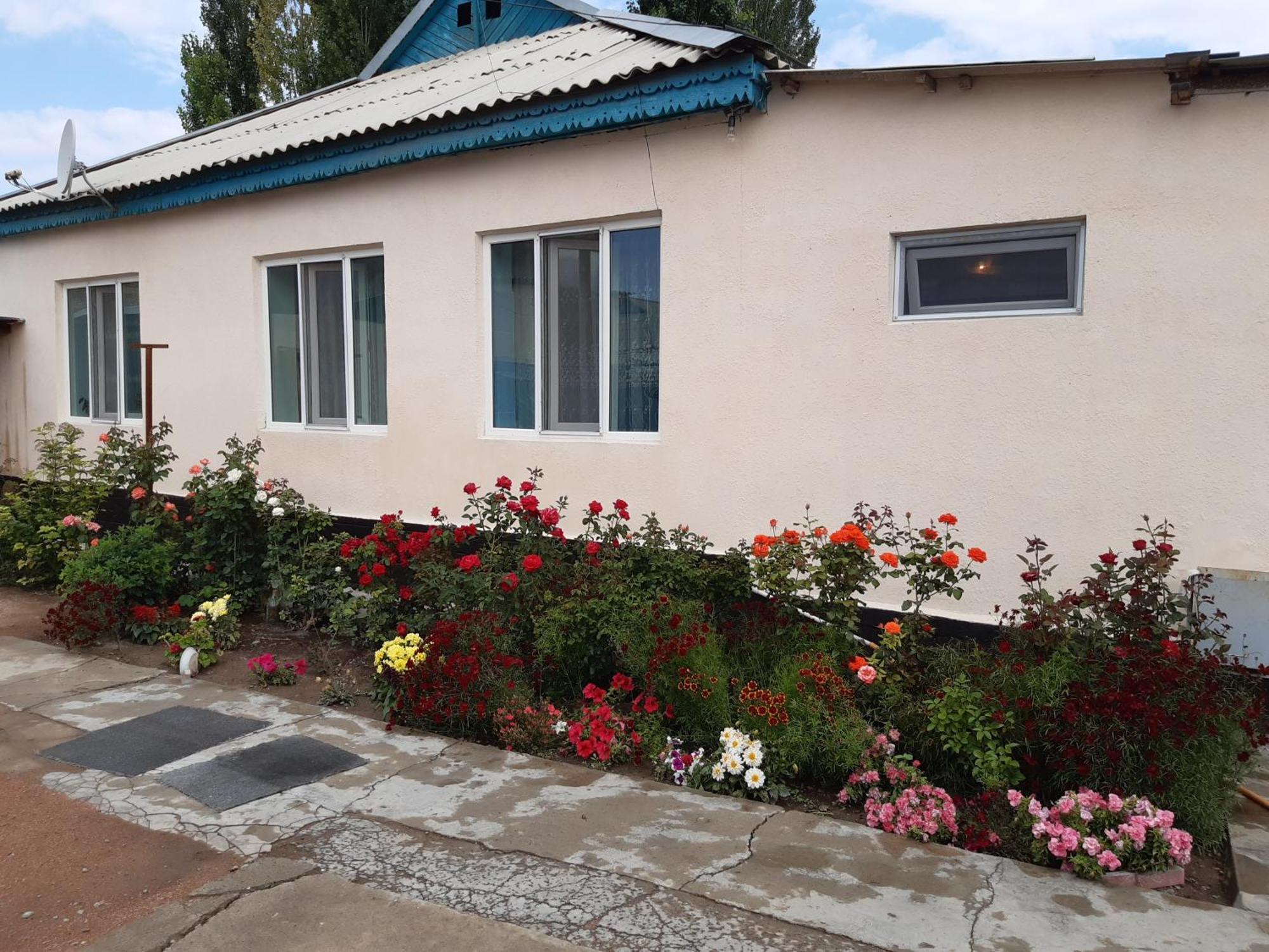 Guest House Lola Kochkor المظهر الخارجي الصورة